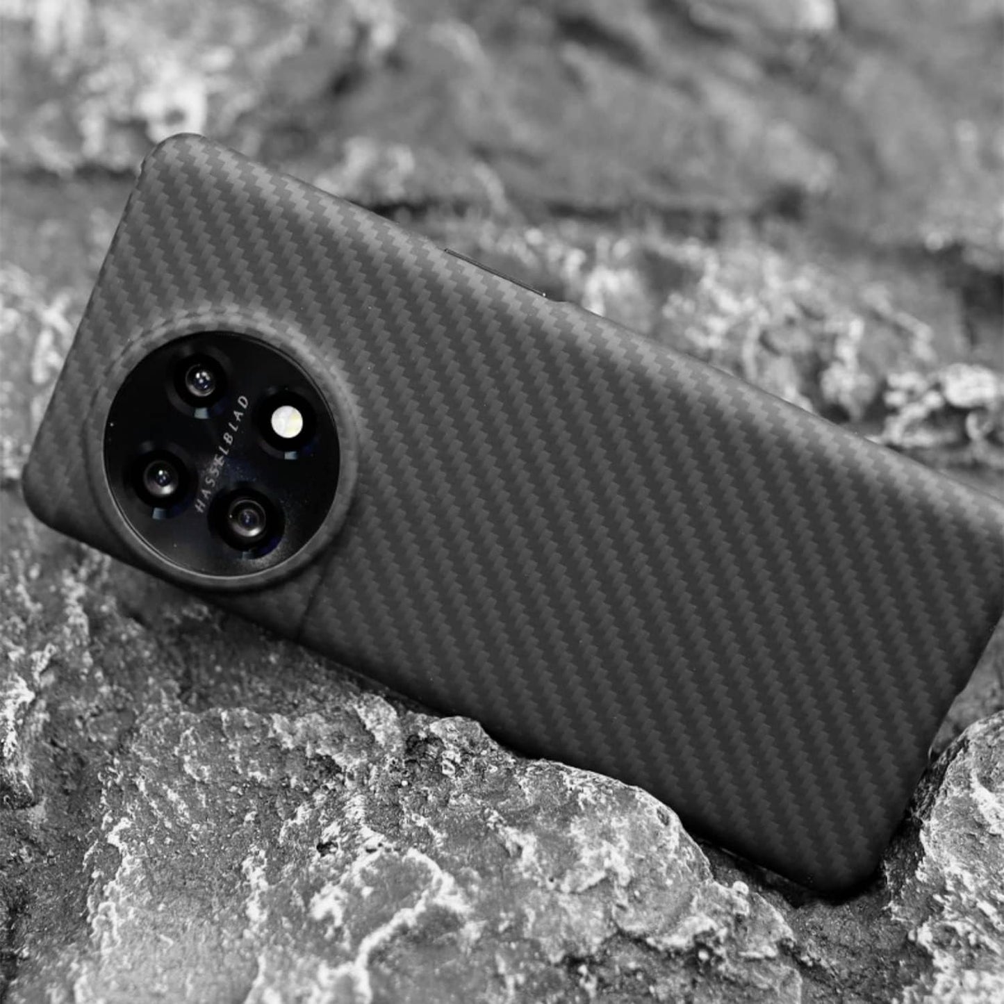 OnePlus 10 Pro - Ultra Thin Carbon Fiber Texture Case