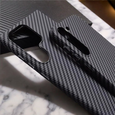 Galaxy S22 Ultra - Ultra Thin Carbon Fiber Texture Case