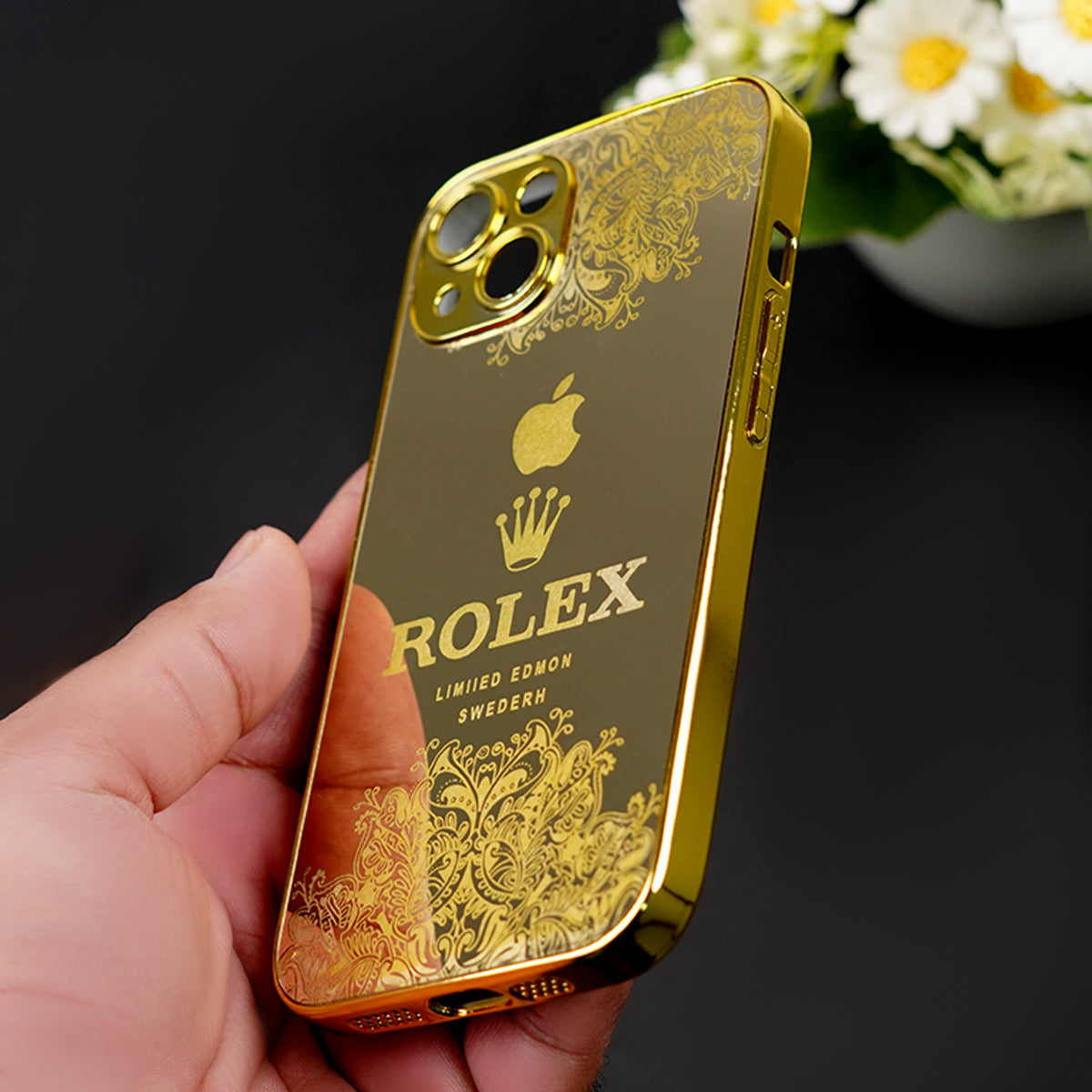 iPhone 15 - Luxe Camera Protective Gold Plated Case